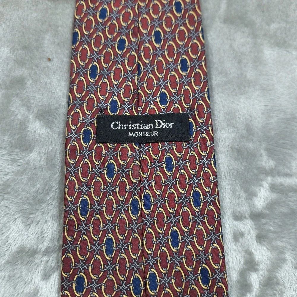 Vintage Christian Dior Monsieur Tie Men 56x3.75 Red‎ Geometric Medallion Silk